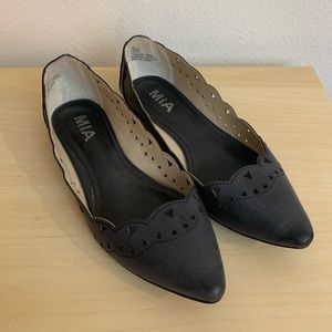 Mia Black Flats
